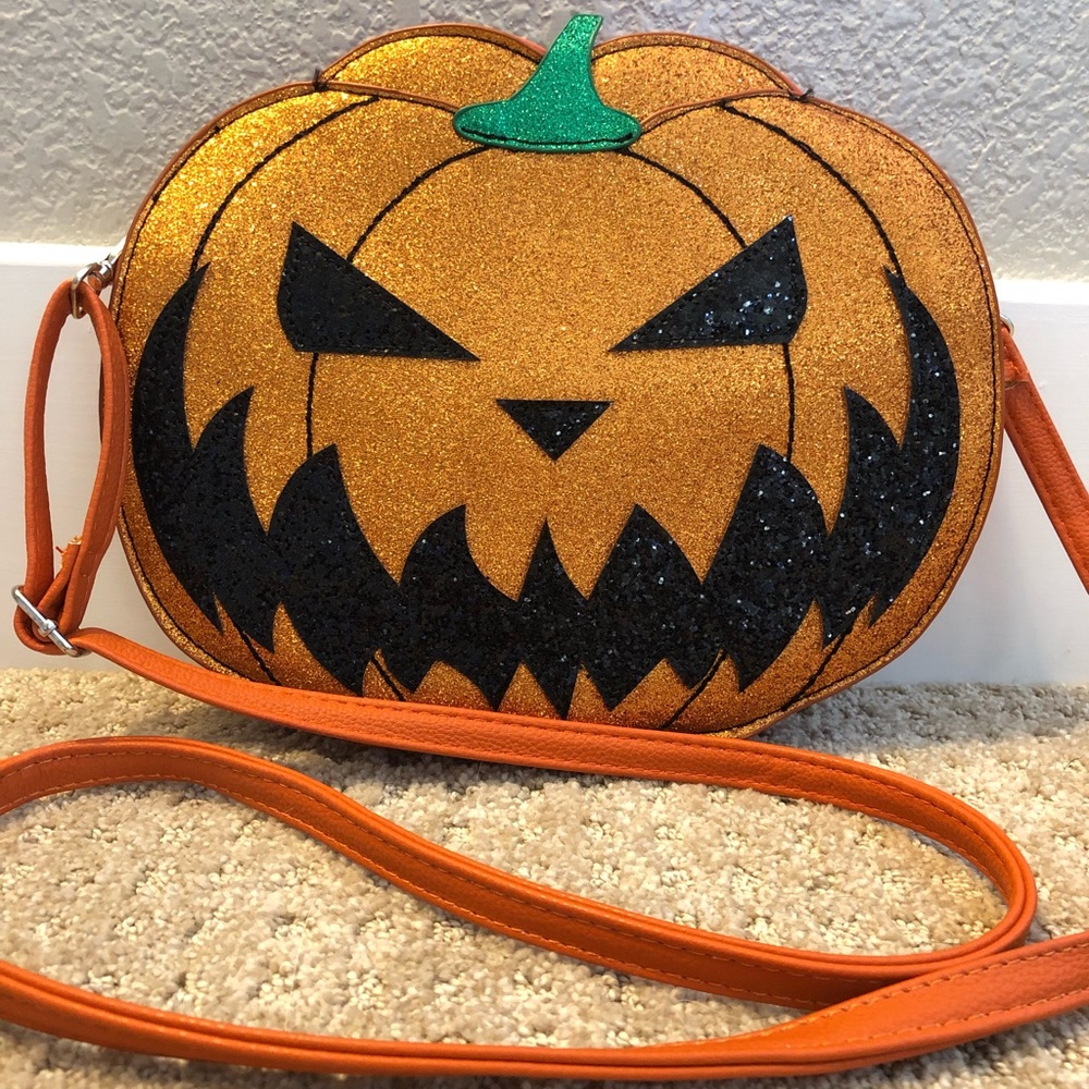 Pumpkin Jack O Lantern Crossbody bag